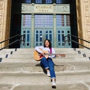 Meet your Posher, Mónica